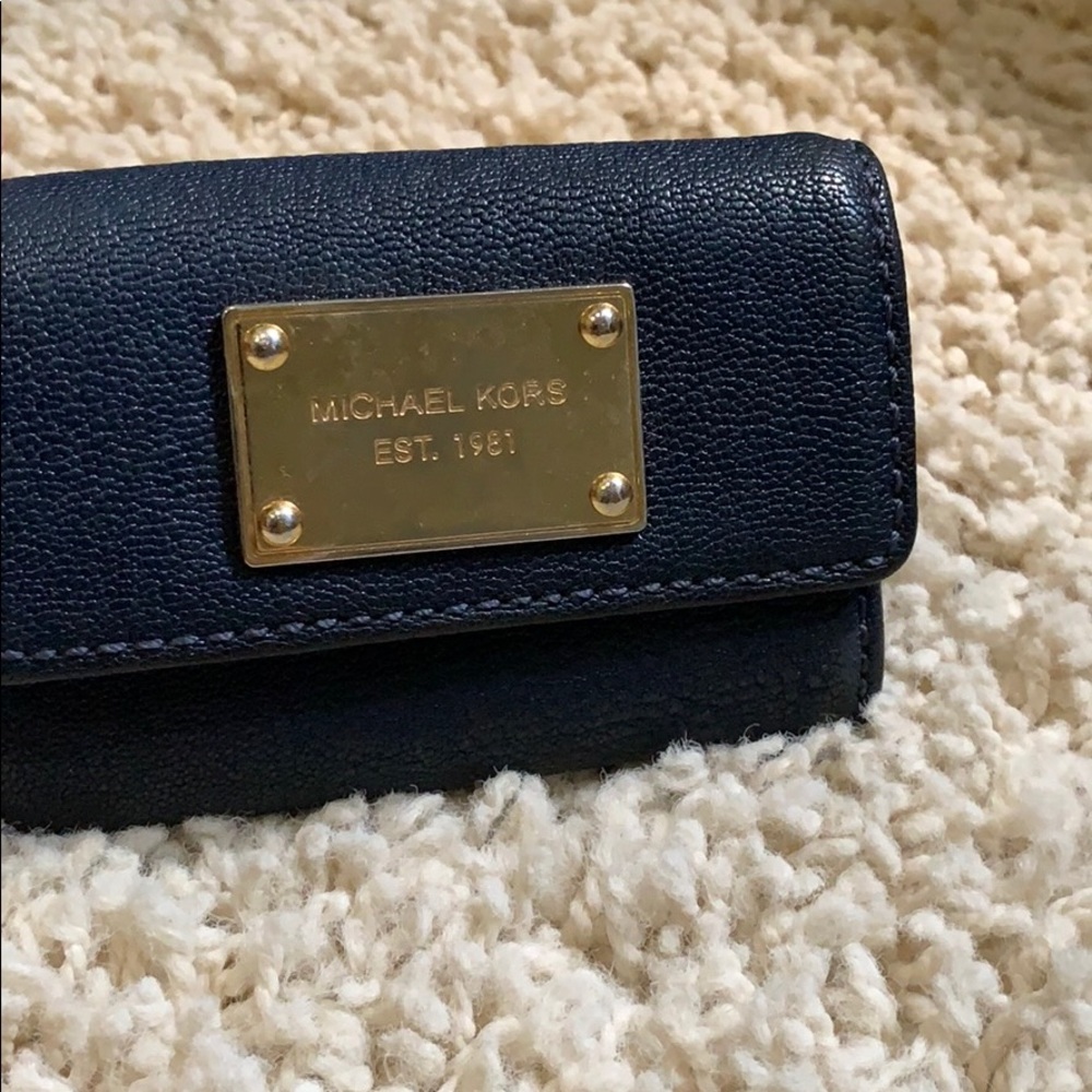 Michael kors wallet